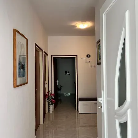 Apartmani Marjana Supetar Exterior photo